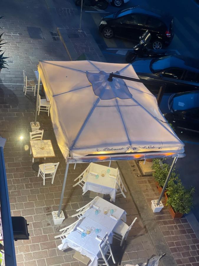 Couette-café 2 Passi A Naples