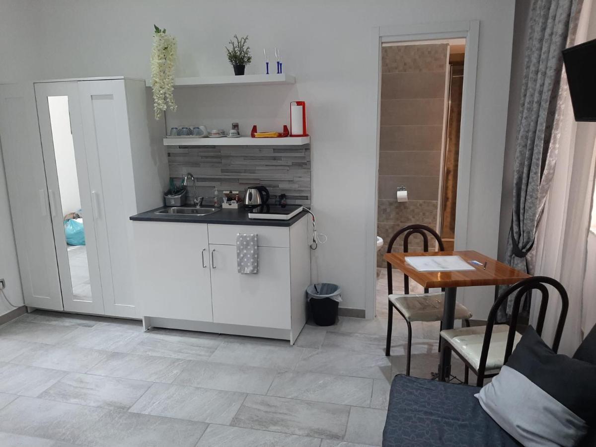 2 Passi A Naples